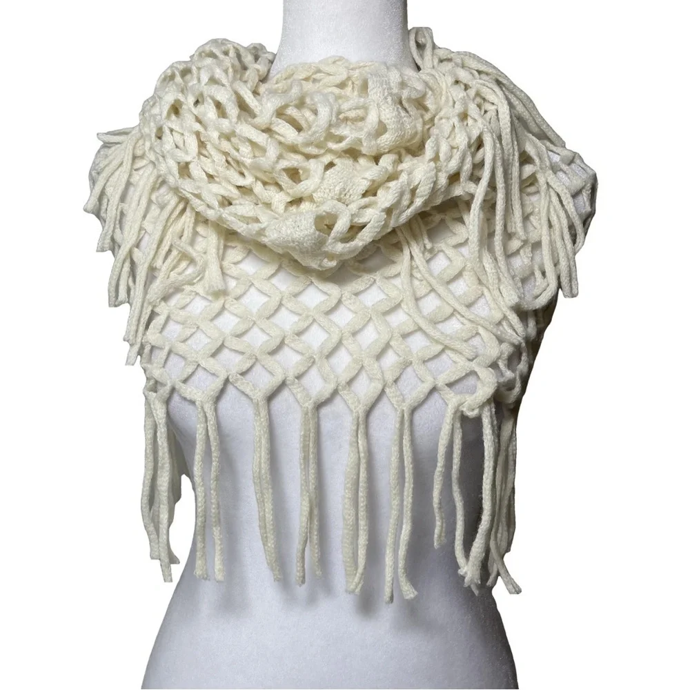 Two Lightweight Infinity Scarves Black White Diamond Pattern Tassels Acrylic